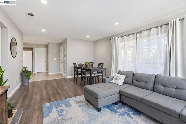 5547 Russo Dr, San Jose, CA 95118
