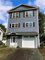 345 Point Avenue, Warwick, RI 02889