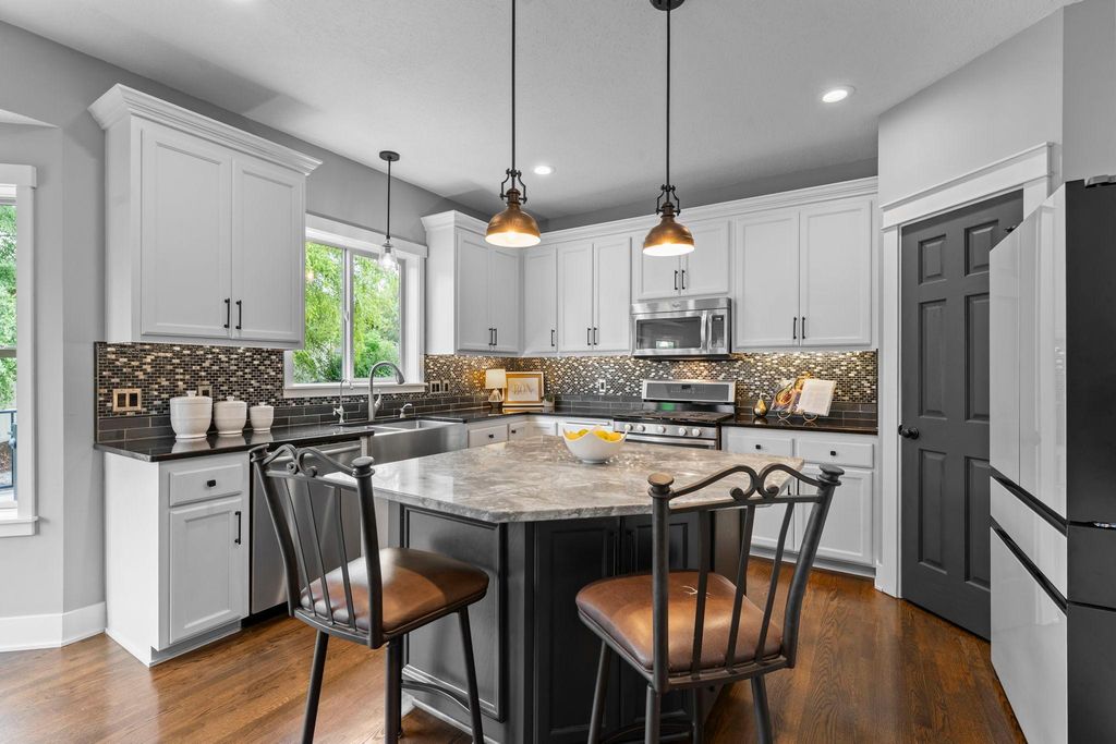 921 Bridle Creek Drive, Jordan, MN 55352 — photo 3