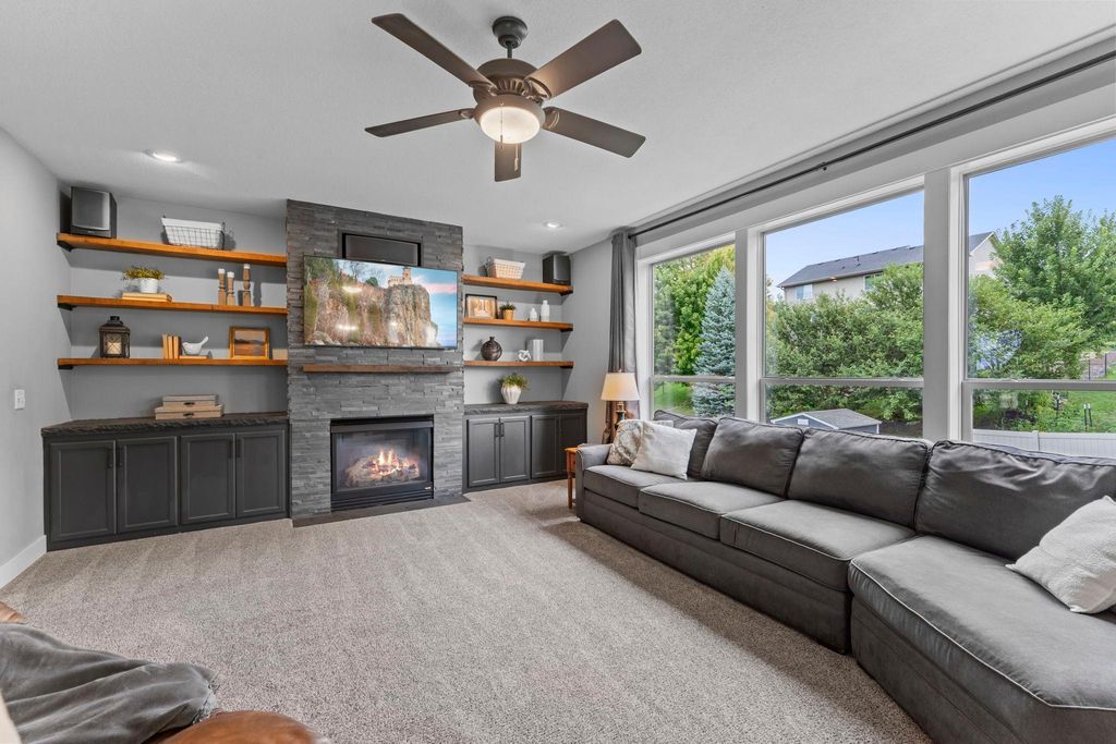 921 Bridle Creek Drive, Jordan, MN 55352 — photo 5