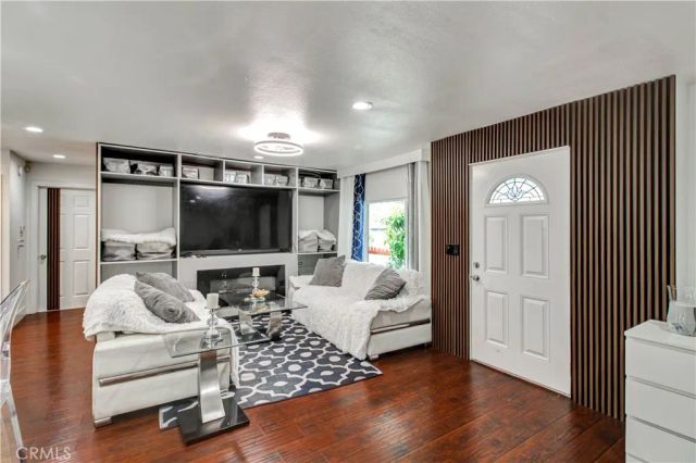 1025 S Riverside 26, Rialto, CA 92376