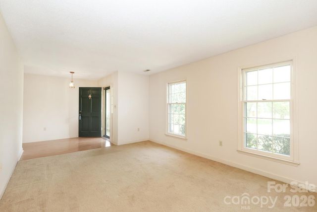 2000 Lawton Bluff Road, Charlotte, NC 28226