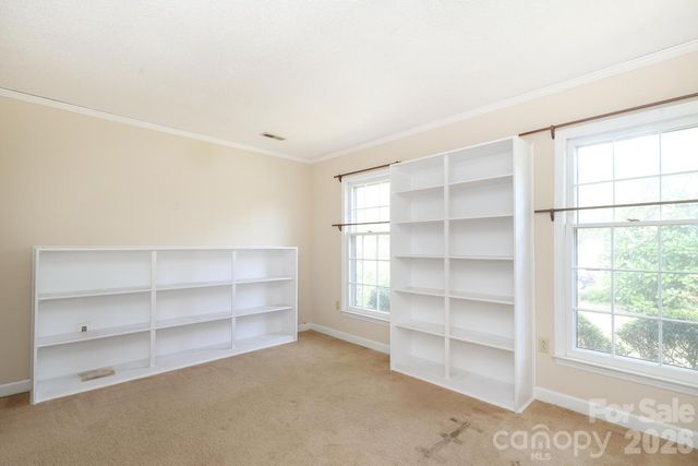 2000 Lawton Bluff Road, Charlotte, NC 28226