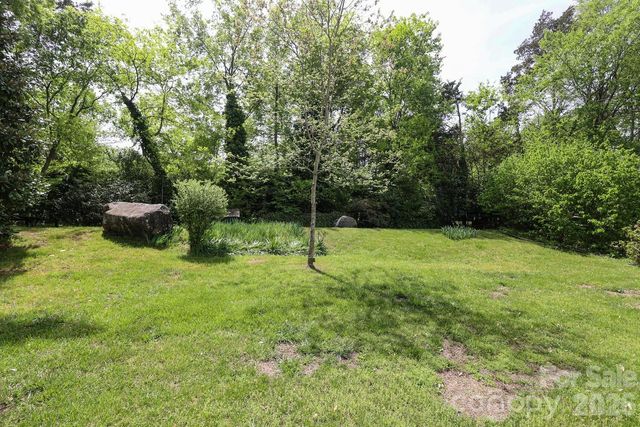 2000 Lawton Bluff Road, Charlotte, NC 28226