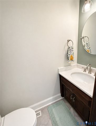 700 Dove Path Ln, Chester, VA 23834