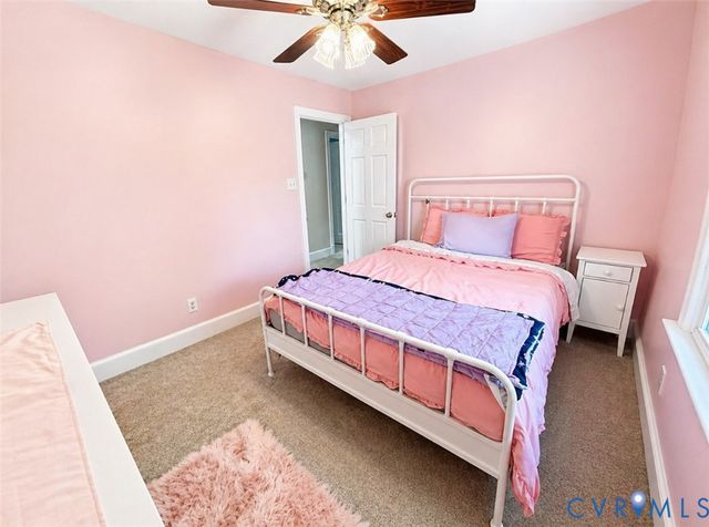 700 Dove Path Ln, Chester, VA 23834