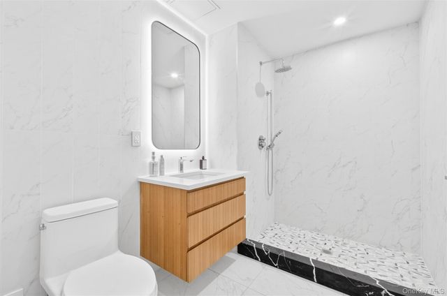 133-25 37TH Avenue 5A, Flushing, NY 11354