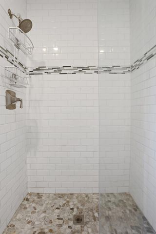 5045 E Morada Ln, Stockton, CA 95212