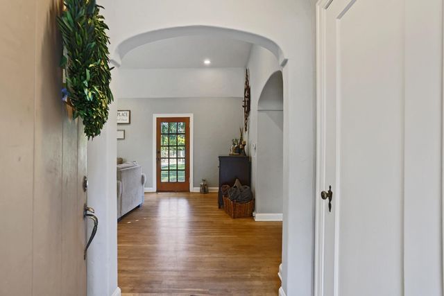 5045 E Morada Ln, Stockton, CA 95212