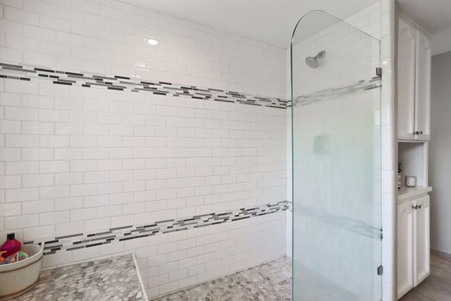 5045 E Morada Ln, Stockton, CA 95212