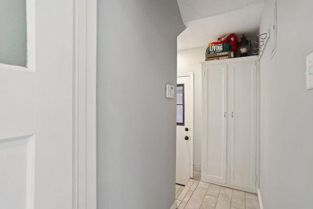 5045 E Morada Ln, Stockton, CA 95212