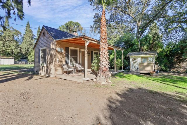 5045 E Morada Ln, Stockton, CA 95212