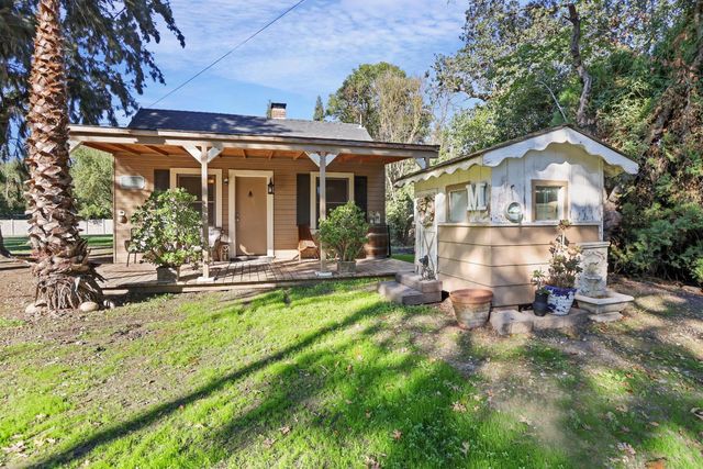 5045 E Morada Ln, Stockton, CA 95212