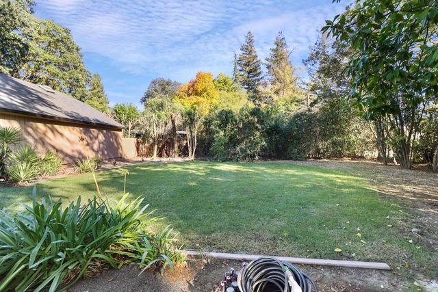 5045 E Morada Ln, Stockton, CA 95212