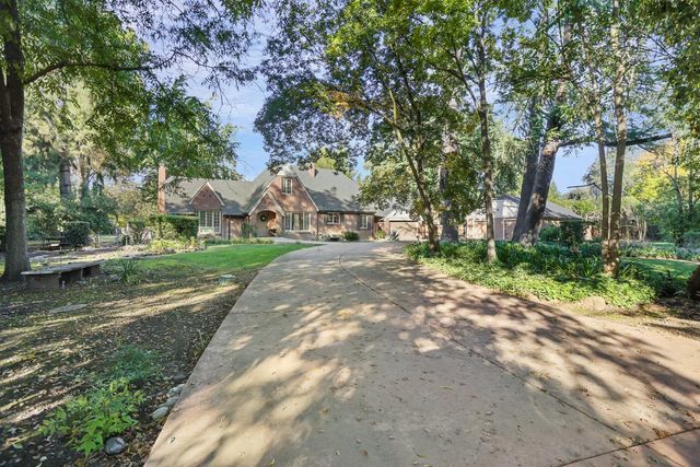 5045 E Morada Ln, Stockton, CA 95212