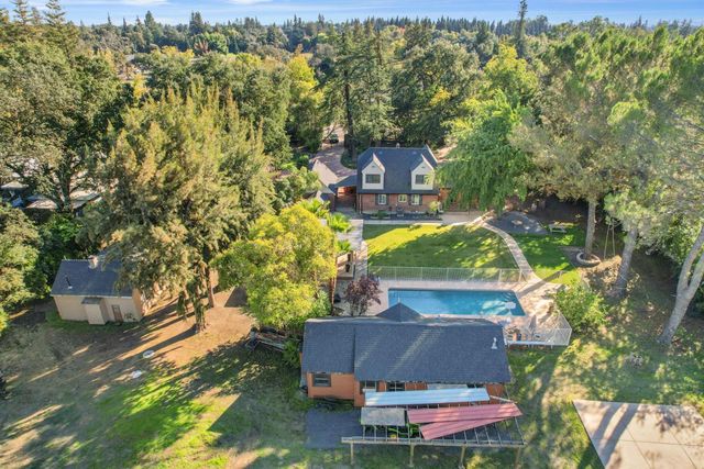 5045 E Morada Ln, Stockton, CA 95212