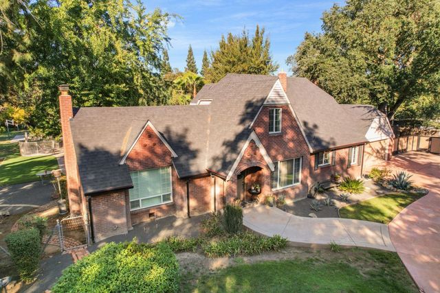 5045 E Morada Ln, Stockton, CA 95212