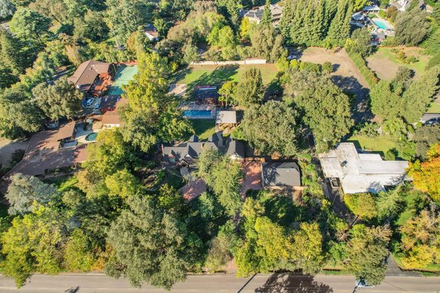 5045 E Morada Ln, Stockton, CA 95212