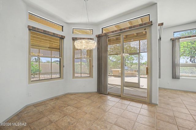 7721 Legend Vista Place, Tucson, AZ 85743