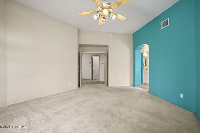 7721 Legend Vista Place, Tucson, AZ 85743