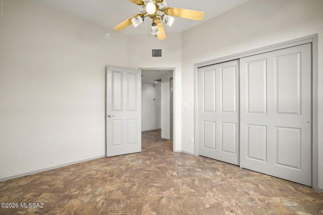 7721 Legend Vista Place, Tucson, AZ 85743