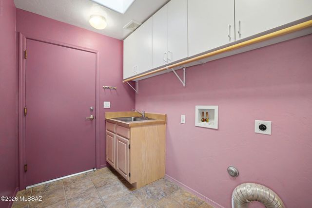 7721 Legend Vista Place, Tucson, AZ 85743