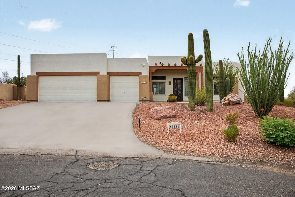 7721 Legend Vista Place, Tucson, AZ 85743