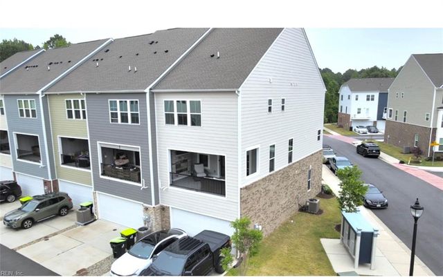 1010 Marston ST F, Suffolk, VA 23435
