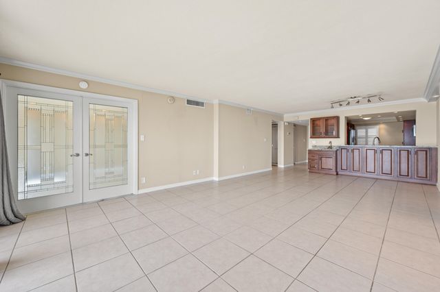 995 N Highway A1a 407, Indialantic, FL 32903