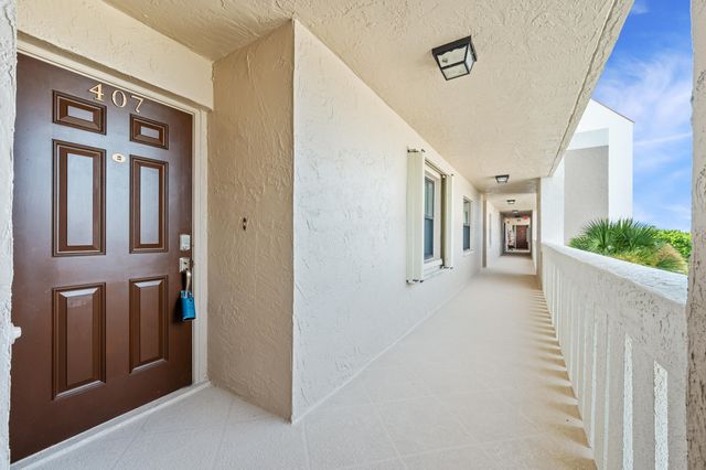 995 N Highway A1a 407, Indialantic, FL 32903