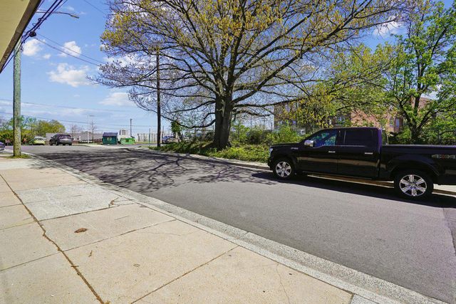 6480 SLIGO MILL RD, Takoma Park, MD 20912