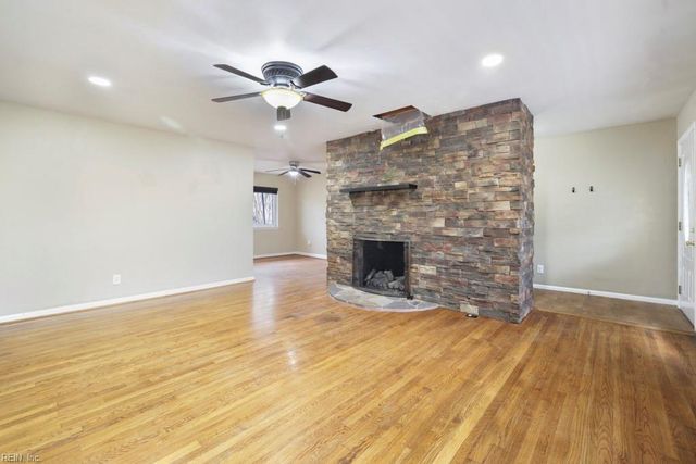 548 Crosby RD, Virginia Beach, VA 23452