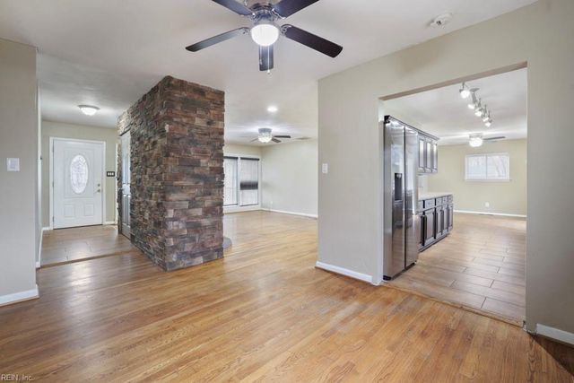 548 Crosby RD, Virginia Beach, VA 23452