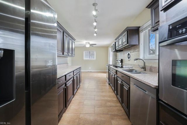 548 Crosby RD, Virginia Beach, VA 23452