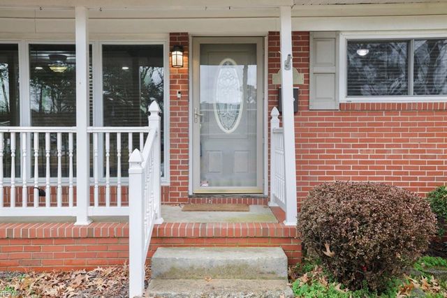 548 Crosby RD, Virginia Beach, VA 23452