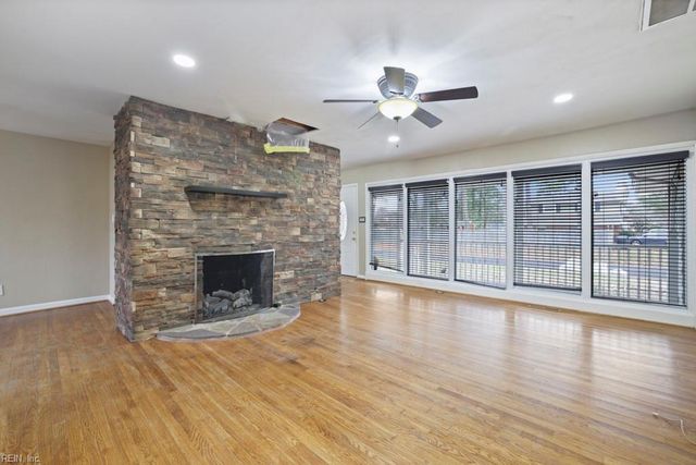 548 Crosby RD, Virginia Beach, VA 23452