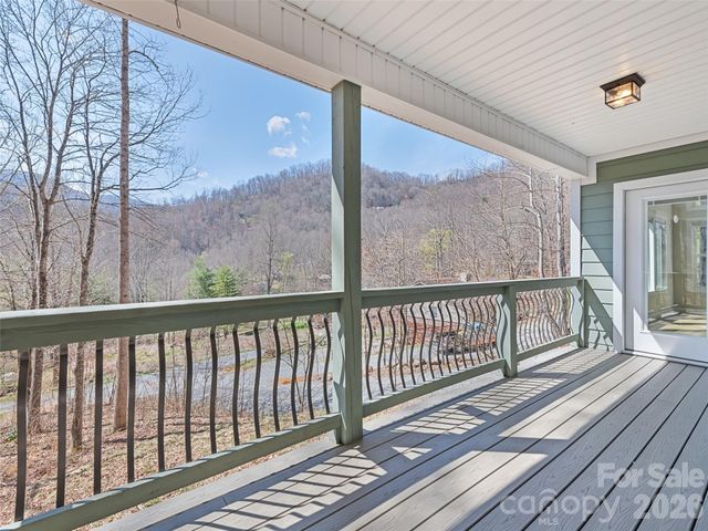 132 Fields Drive, Waynesville, NC 28785