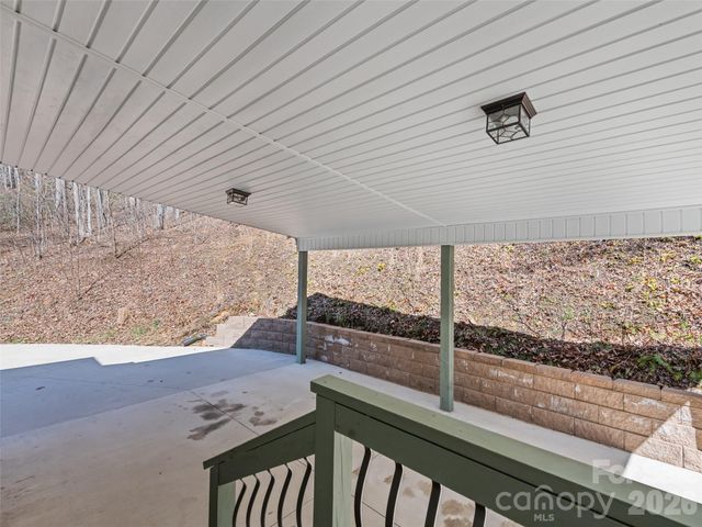 132 Fields Drive, Waynesville, NC 28785
