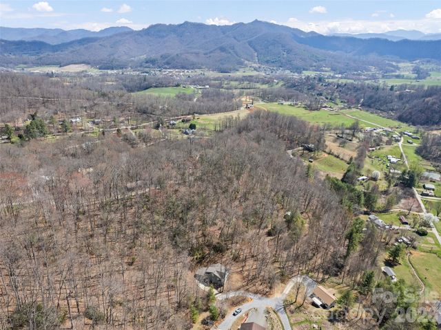 132 Fields Drive, Waynesville, NC 28785