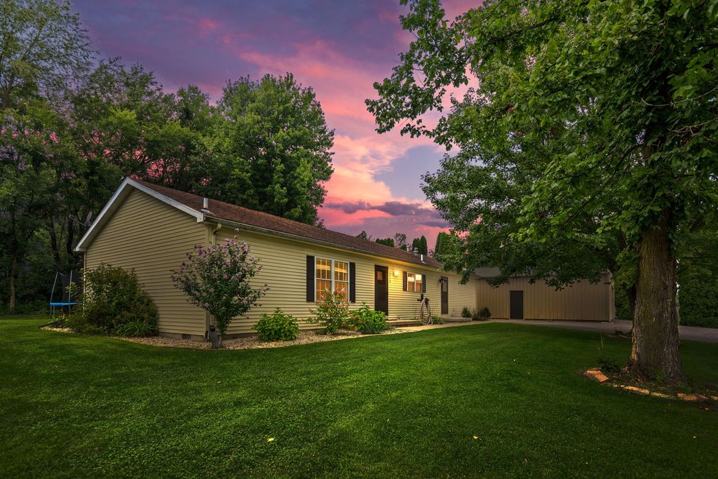 10530 W 200 S, Westville, IN 46391
