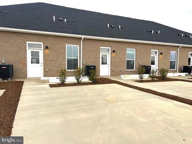 13B LOCKWOOD DR, Inwood, WV 25428