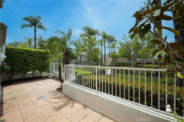 5 Calle Del Norte, Rancho Santa Margarita, CA 92688