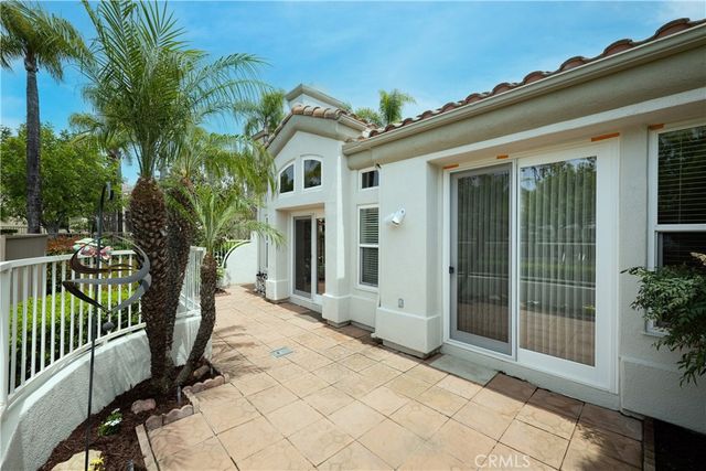 5 Calle Del Norte, Rancho Santa Margarita, CA 92688