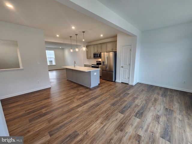 500 HUSKY TRL, Martinsburg, WV 25403