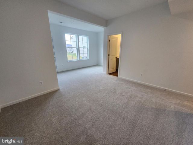 500 HUSKY TRL, Martinsburg, WV 25403