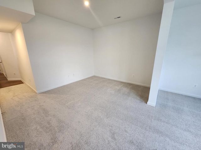 500 HUSKY TRL, Martinsburg, WV 25403