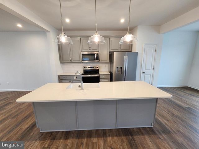 500 HUSKY TRL, Martinsburg, WV 25403