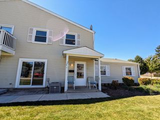 334 Marcia Court C, Bartlett, IL 60103