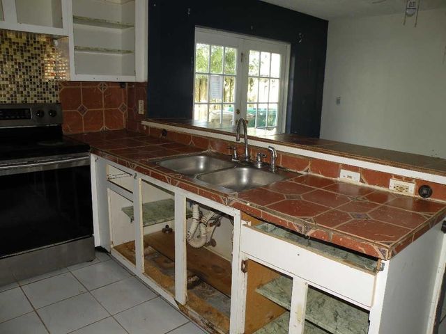 4415 SW 72 Terrace, Davie, FL 33314