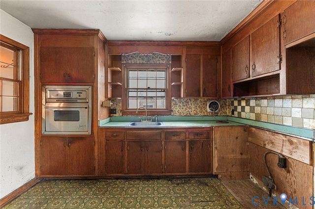 8418 Buffin Rd, Henrico, VA 23231